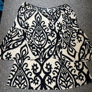 Pink Coconut Boutique Black and Beige Bell Sleeves Above Knee Dress (DR004)